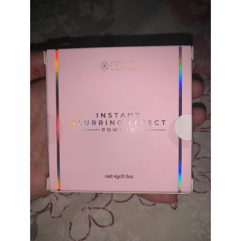 RAECCA INSTANT BLURRING EFFECT POWDER NEW