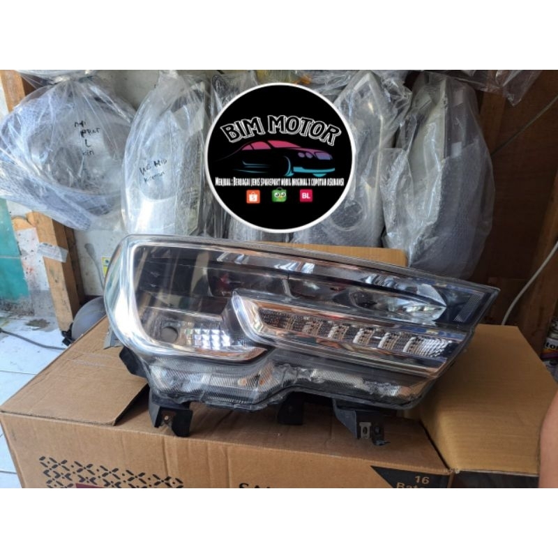 Headlamp Suzuki xl7 ORIGINAL