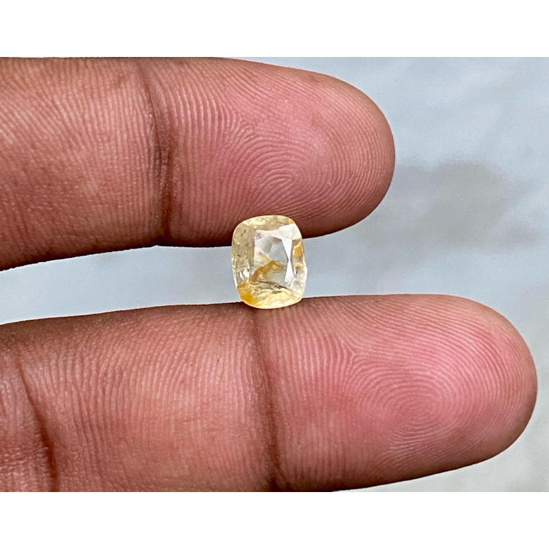 Natural Yellow Sapphire Ceylon Srilanka Batu Yellow Safir selon Srilangka yakut CT 2.55 Dim 9x7x4