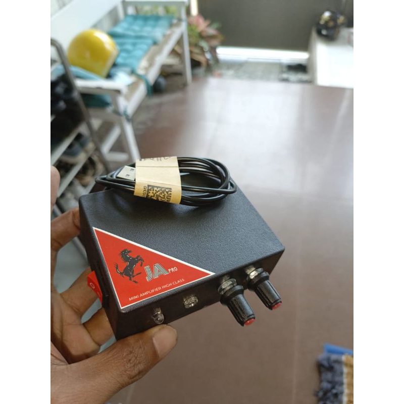 power amplifier Mini Ampli  5volt dc stereo 2 chanel super bass