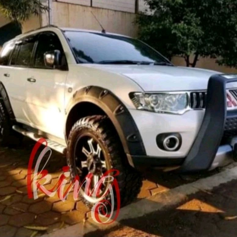 over fender Pajero sport 2010-2015