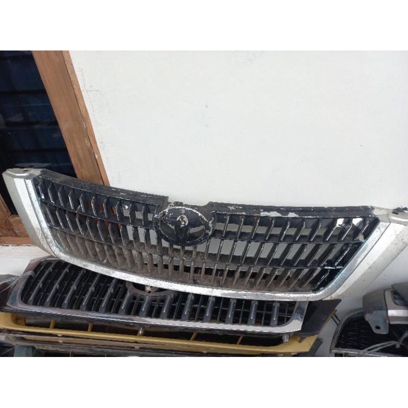 Grill innova 2005 sd 2007