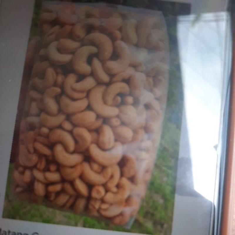

kacang mete kiloan