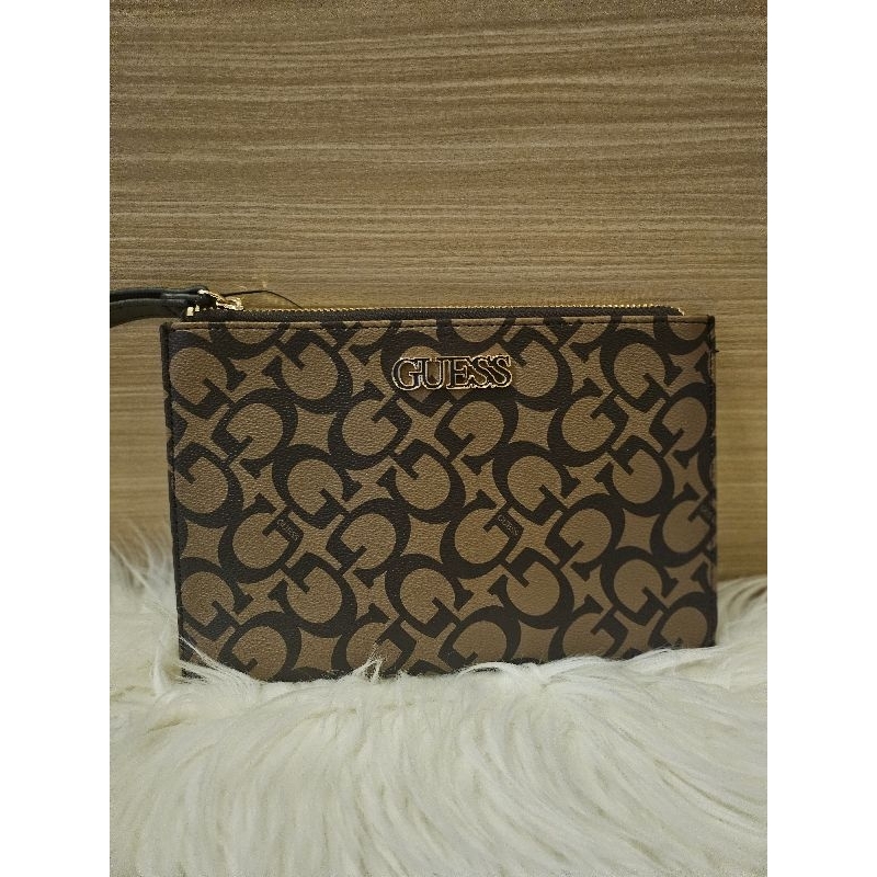 Guess Clutch
