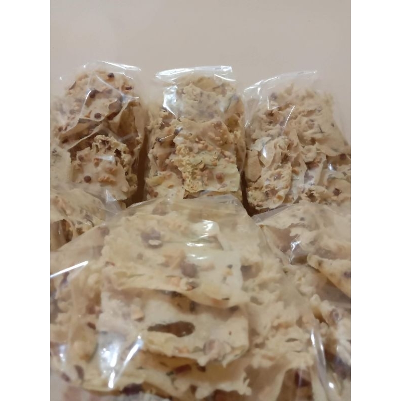 

Peyek Kacang makmut
