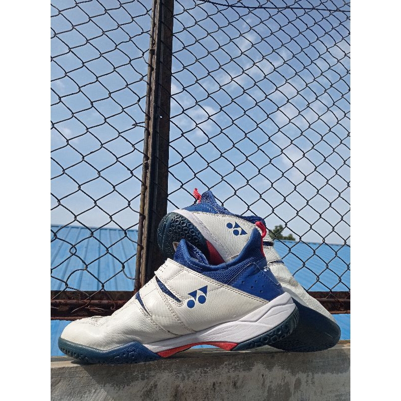 Sepatu Badminton Yonex Power Cushion Dial 88 Boa second- white Navy (42)