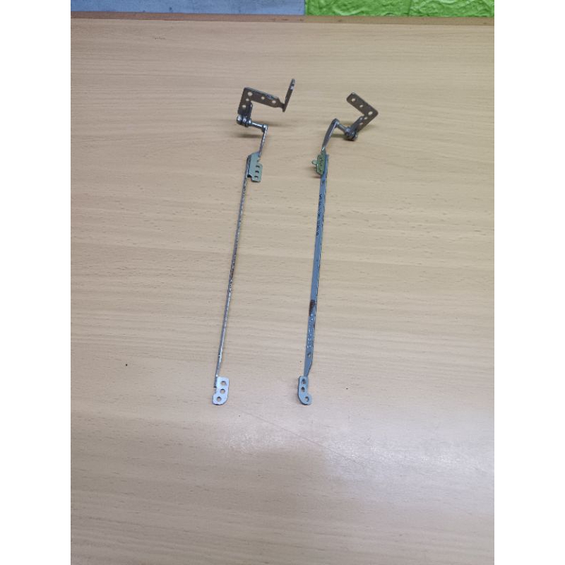 Engsel Laptop Notebook Axioo Pico W217CU/CJM