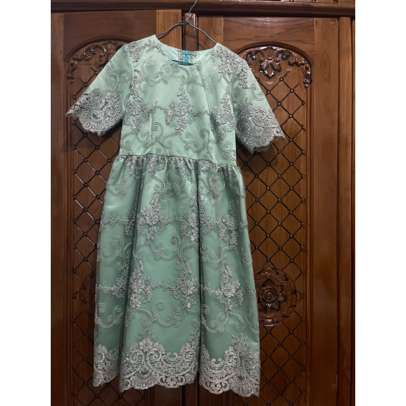 Preloved dress brukat sage
