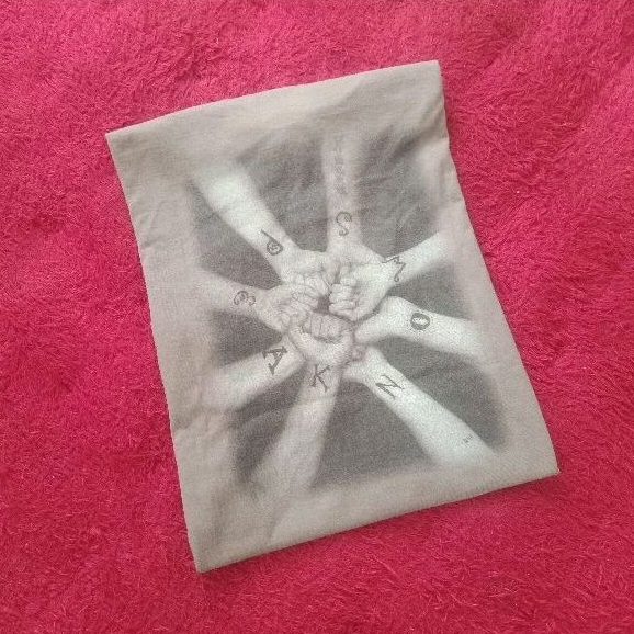 Kaos Singer Taylor Swift Tour Second