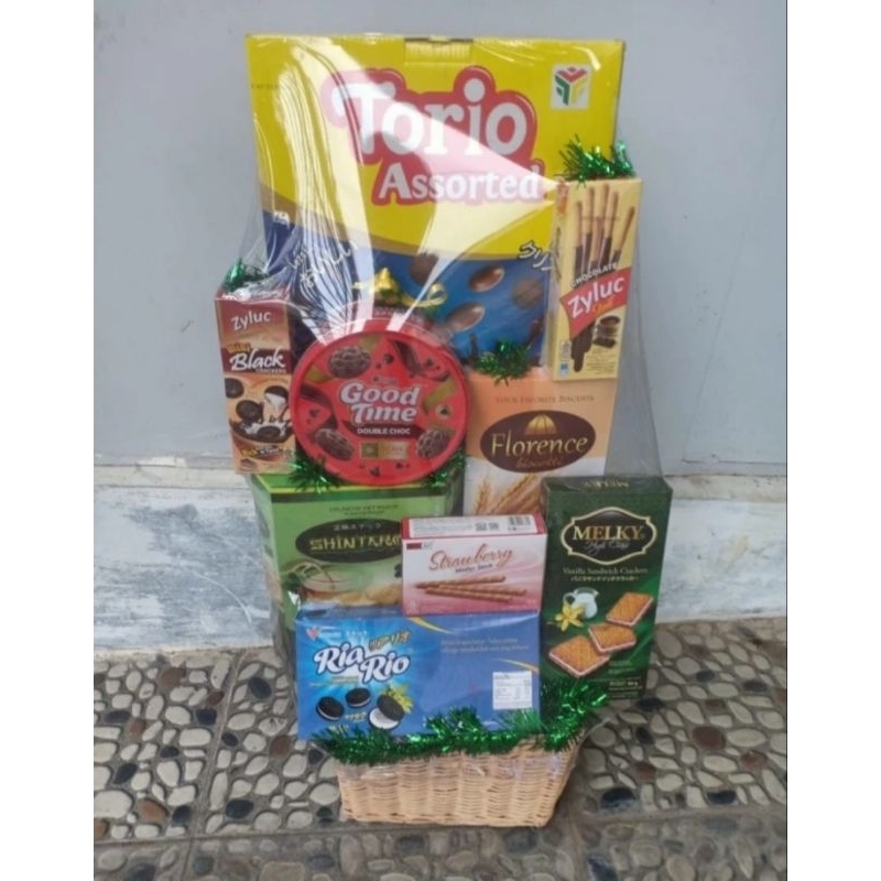 

PARCEL LEBARAN MAKANAN RINGAN 2024 (20) HAMPERS MURAH MERIAH