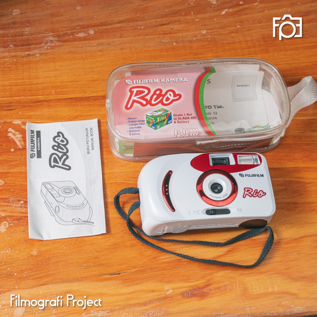 Fujifilm Rio | New Old Stock - Kamera Analog Pocket Point & Shoot Analog 35mm