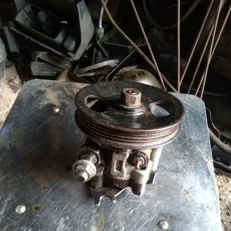 pompa power steering KIA CARENS 2 DUA