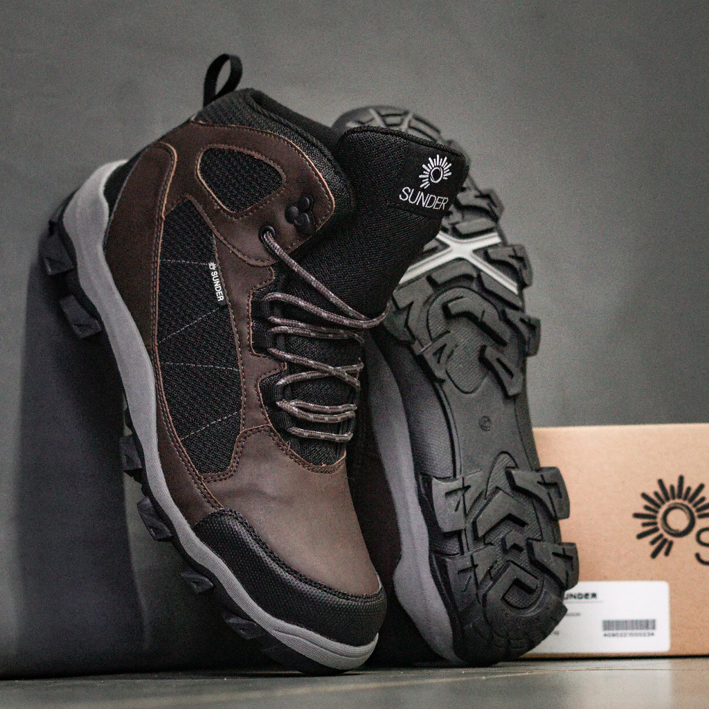 SEPATU SNEAKERS PRIA CASUAL COCOK UNTUK HIKING SUNDER KERTA 1 COFFE BLACK