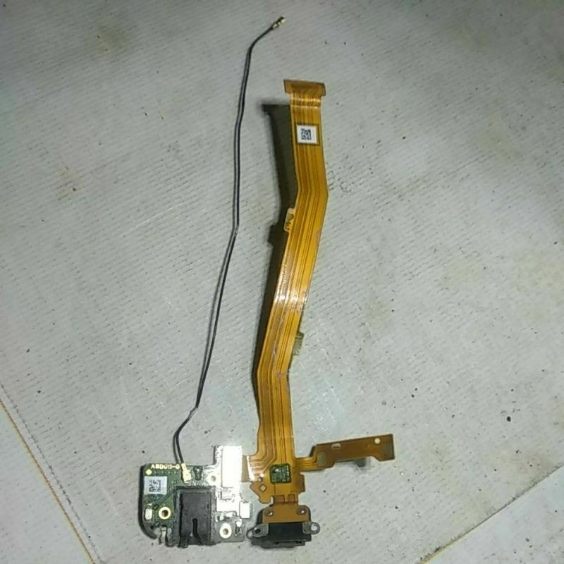 fleksibel board cas plus antena bekas oppo a83