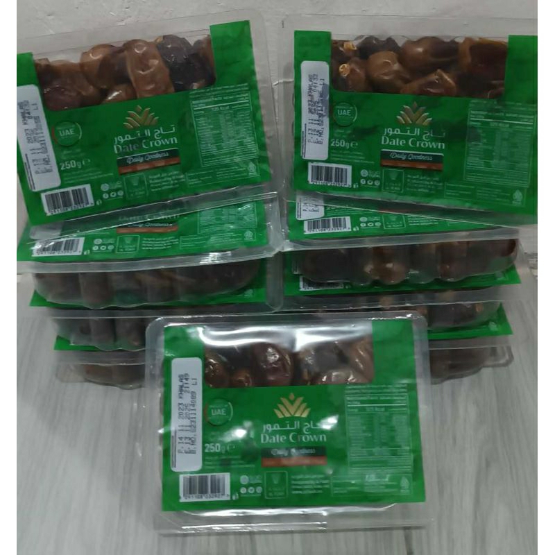 

kurma date crown