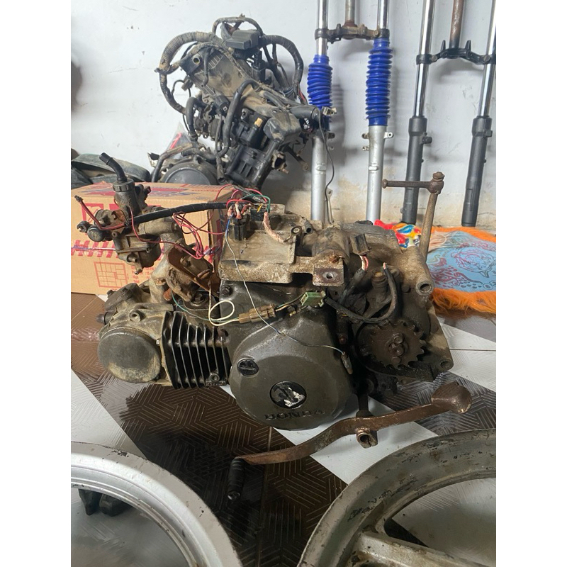 Mesin  engine set pengapian supra x125 original lepasan