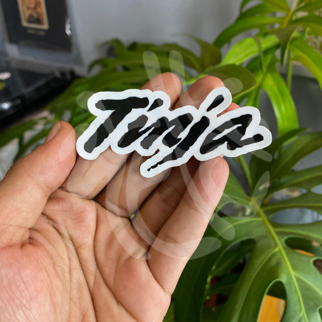 

stiker tinja / sticker / aesthetic sticker / sticker tumblr / aesthetic sticker / stiker hp / stiker laptop / stiker helm / stiker satuan / stiker tahan air / sticker pack
