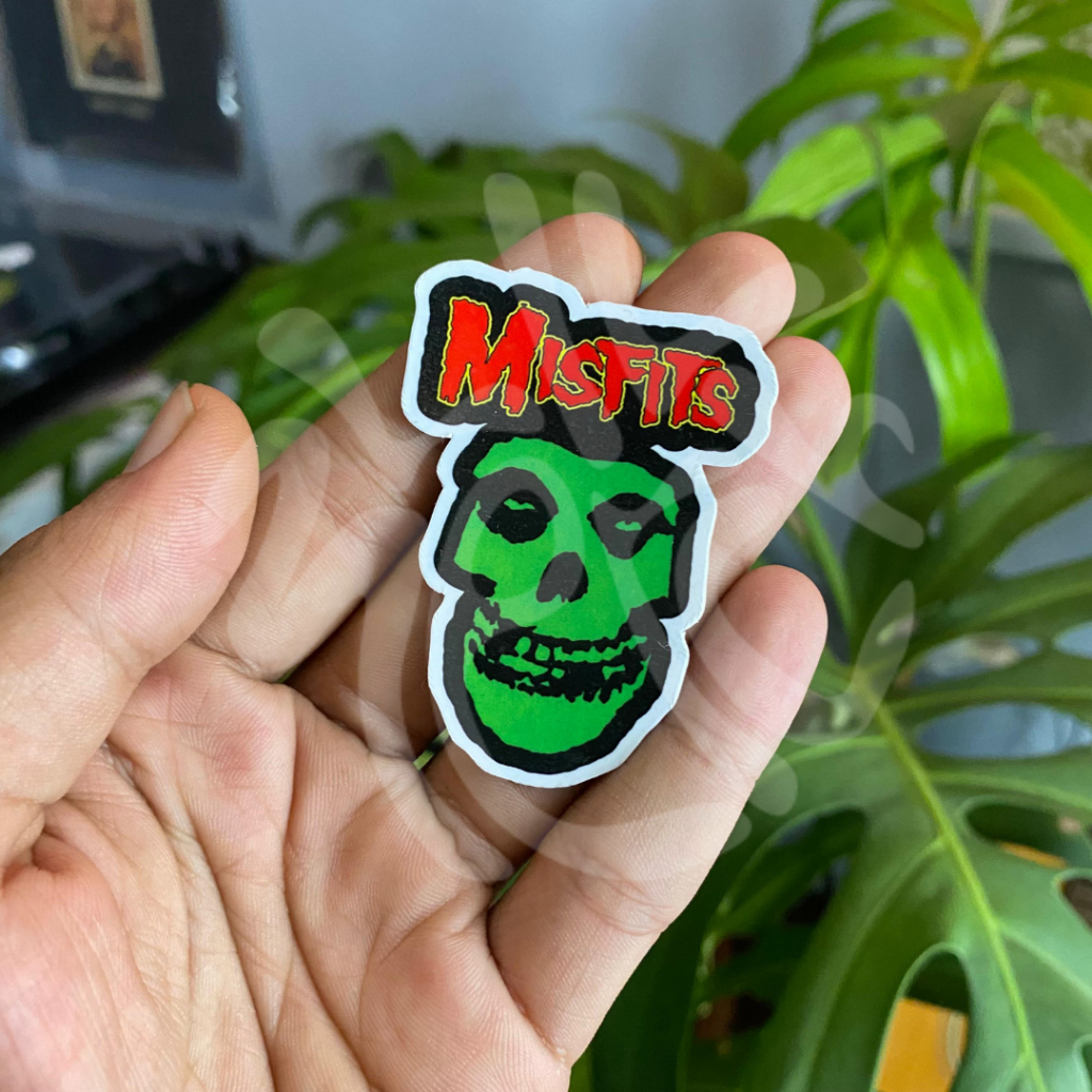 

stiker tengkorak / sticker / aesthetic sticker / sticker tumblr / aesthetic sticker / stiker hp / stiker laptop / stiker helm / stiker satuan / stiker tahan air / sticker pack