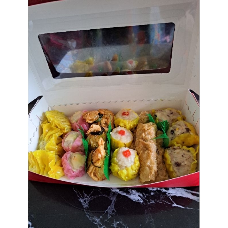 Hampers simple box Dimsum