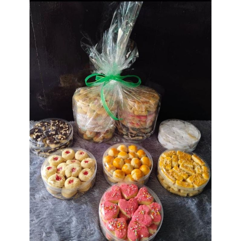 

KUE KERING 250 GRAM / PARCEL KUE KERING / KUE KERING HOMEMADE / KUE ENAK / KUE LEBARAN