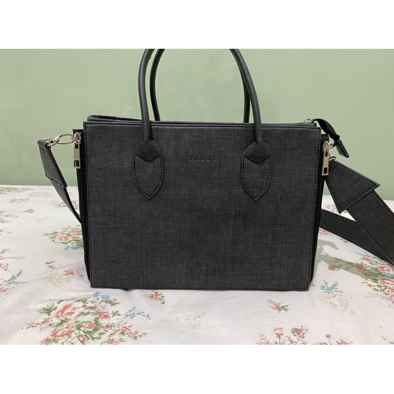 Preloved Sling Bag/Hand Bag BOSSY in Myst Paddybynica (limited edition)