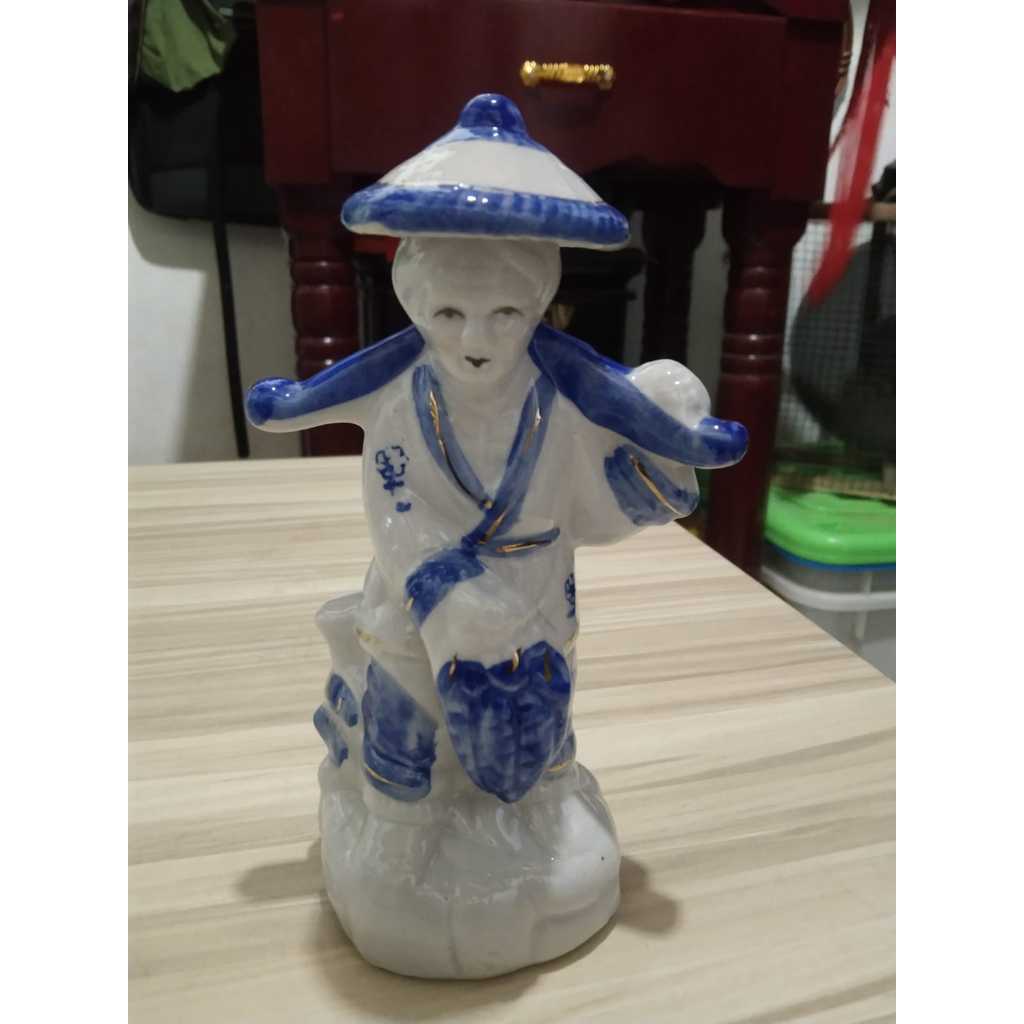 Patung Keramik Nenek Kuno Jadul Antik