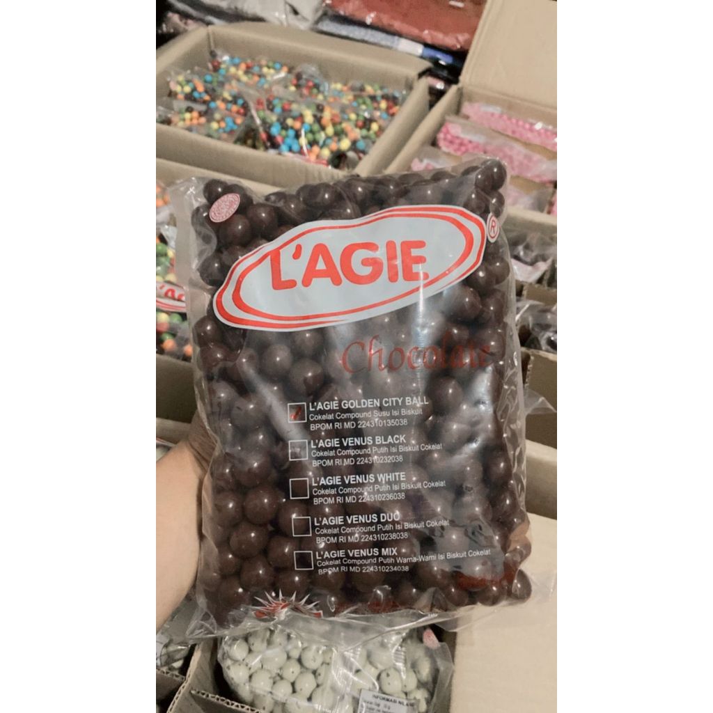 

Coklat Lagie kiloan / Cokelat Lagie