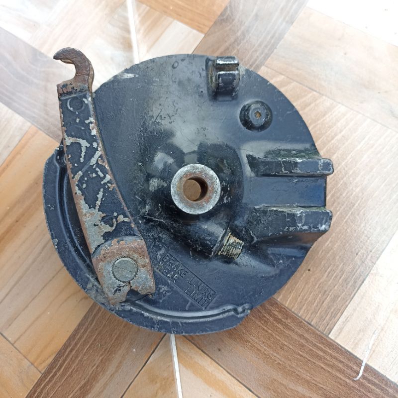 rumah kampas tutup tromol rem depan Suzuki TS 100 old lama ts honcho duster 125 Original