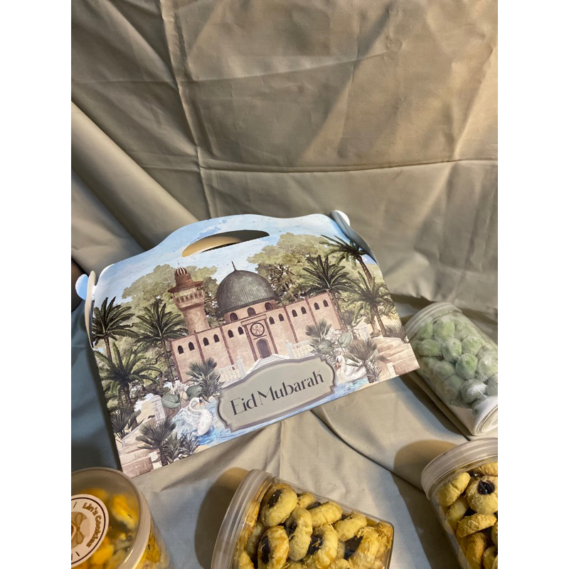 

PAKET 3 HAMPERS LEBARAN MURAH