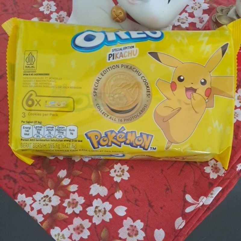 

Oreo Pikachu Oreo Pokemon photocard special edition 165gr choco banana