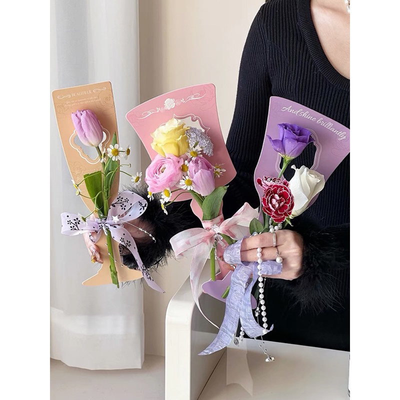 

Kemasan Vas Bunga Buket / Paper Vase Single Flower Bouquet / Tenteng Hadiah Hampers Handle Premium / Valentine mothers day Anniversary birthday graduation / Ulang tahun ultah hari ibu wisuda