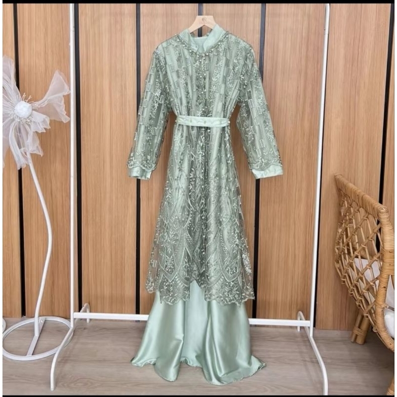 Calamary Vardah Dress Brukat