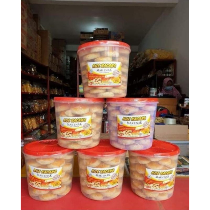 

KUE KACANG MAK ENAK 900GRAM