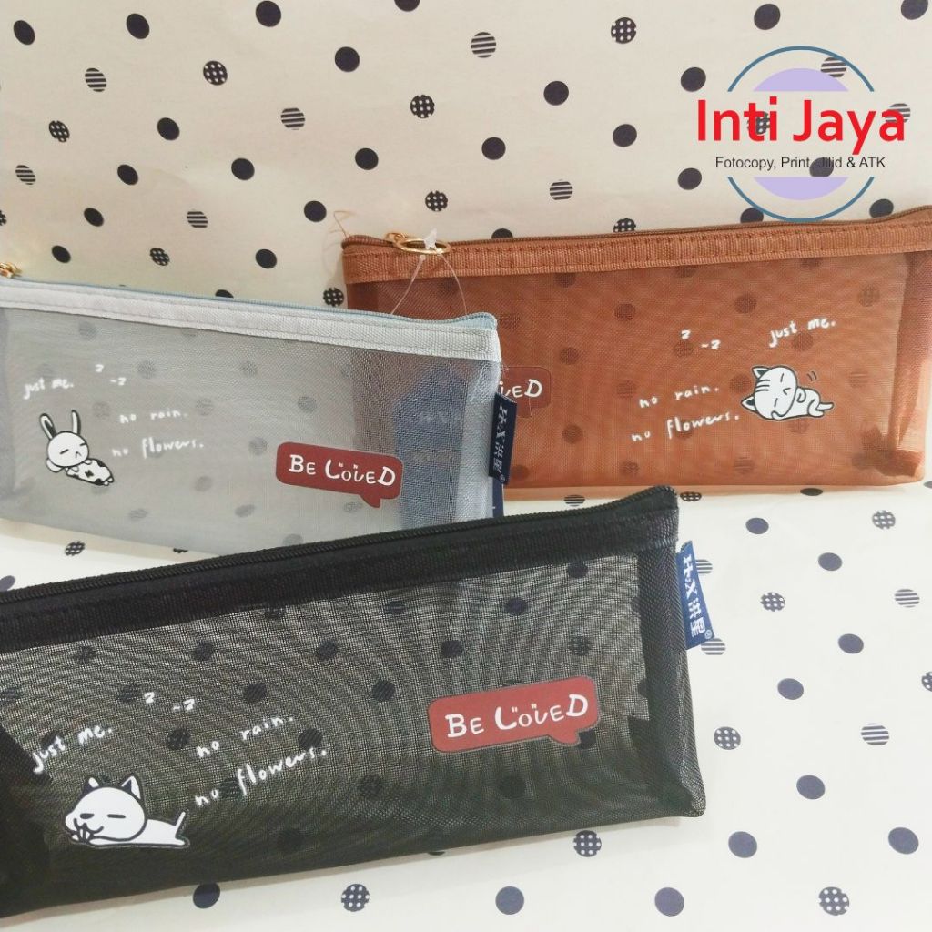 

Dompet Pensil Kain/ Tempat Pensil Jaring Motif Be Loved