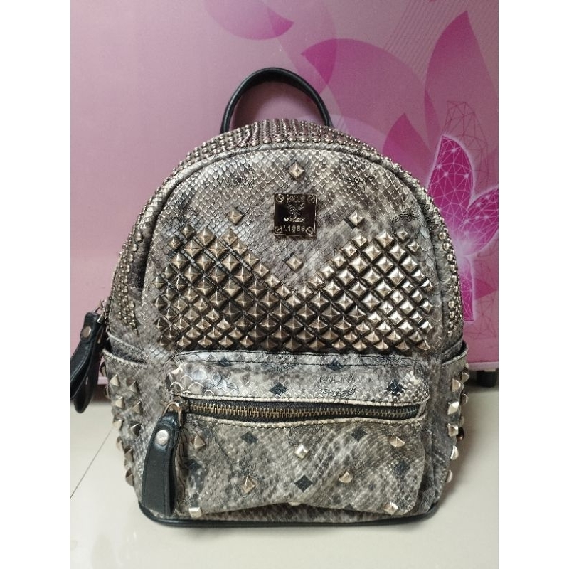 preloved MCM ransel / backpack stud