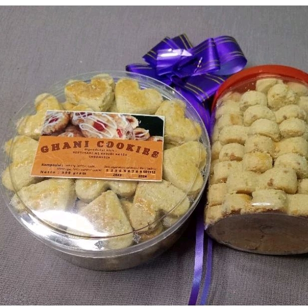 

Kue Kacang