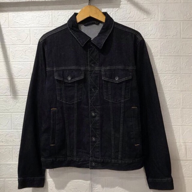 GU JAPAN TRUCKER DENIM JACKET