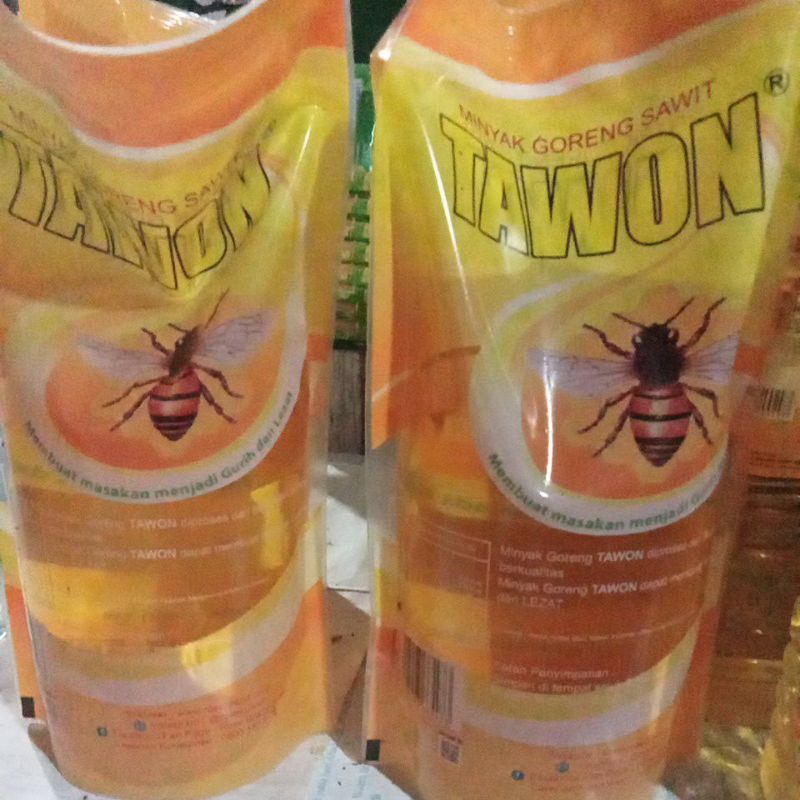 

minyak tawon isi 900ml