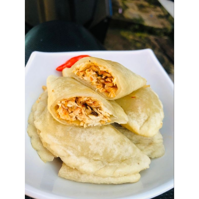 

Cireng isi Ayam suwir pedas (sedang/5pcs)
