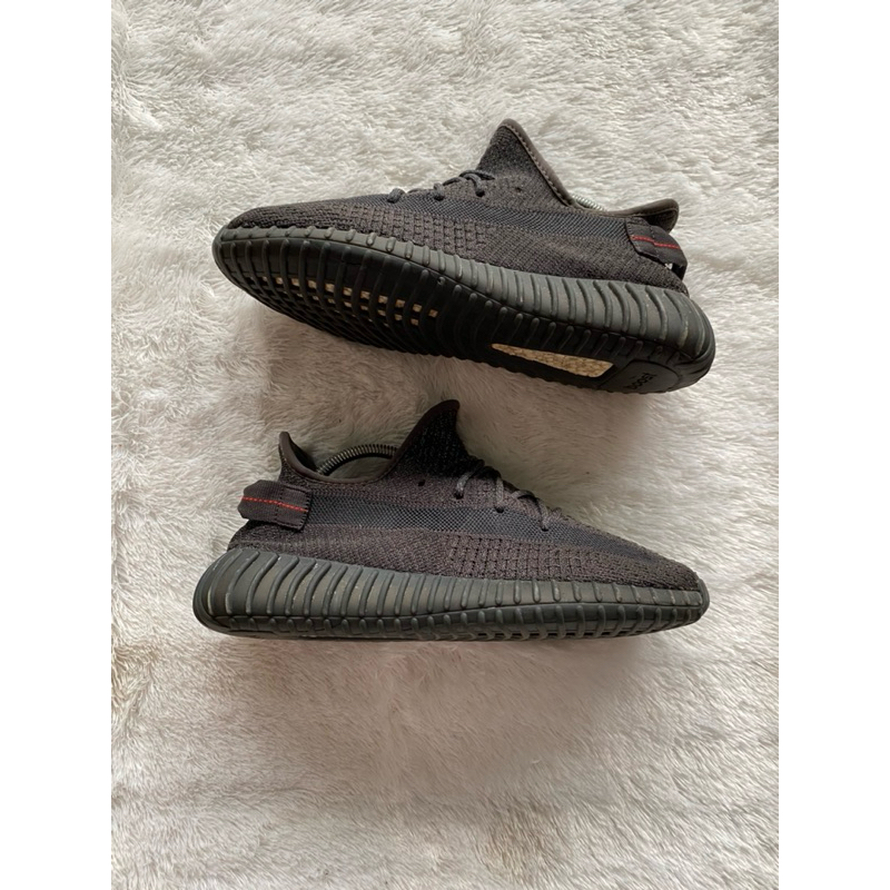 adidas yeezy boost 350 v2 black reflective