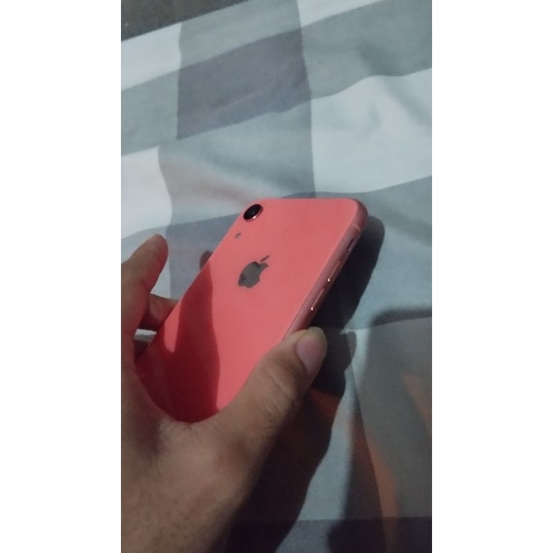 iPhone xr lock icloud