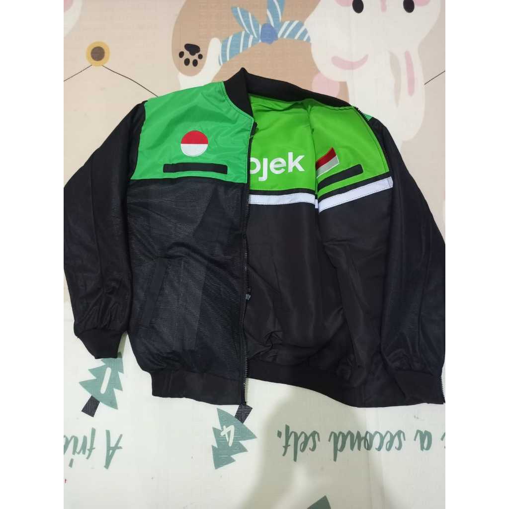 REAL PICT JAKET GOJEK GRAB  SIZE M - 4XL SETENGAH HITAM BOLAK BALIK JAKET BUNGLON