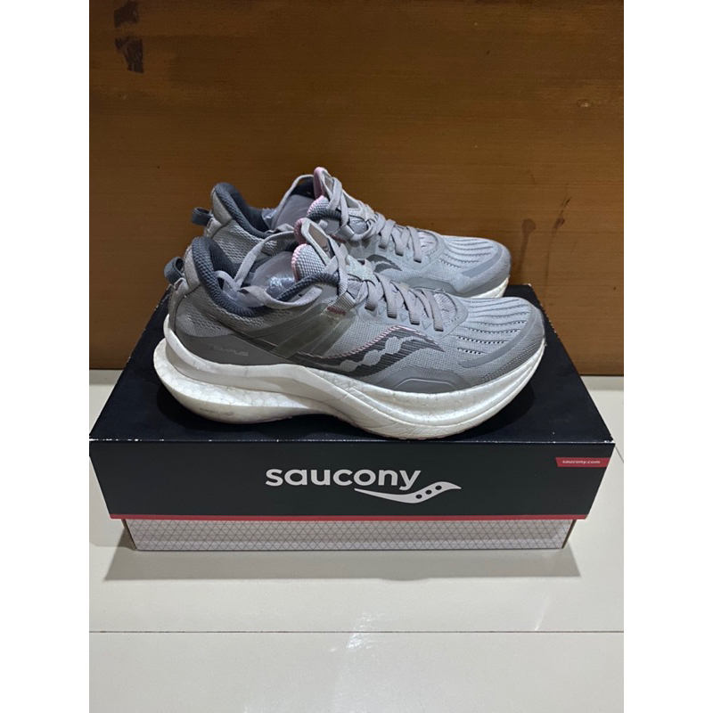Sepatu Running Saucony Tempus Second Original Product 100%