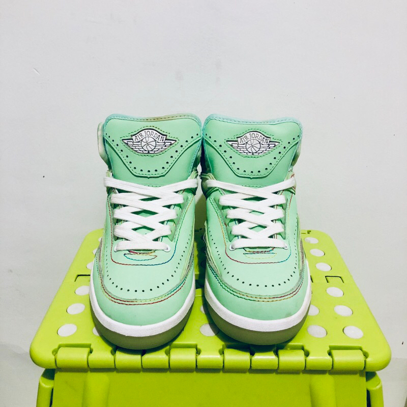 Sepatu Air Jordan Retro 2 x J Balvin sz 36