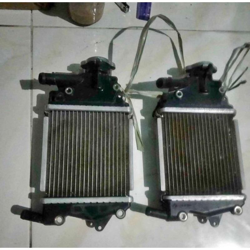 Radiator honda Vario 125 old Vario 125 lama KZR original