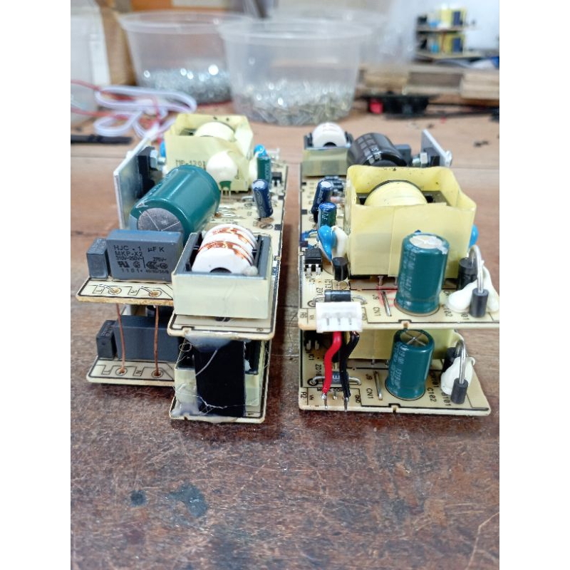 ADAFTOR SMPS 6 AMPER 24VOLT DC