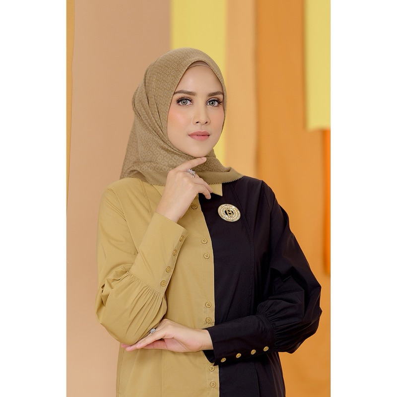 [PRELOVED] Buttonscarves Tapis Voal Square-Curry