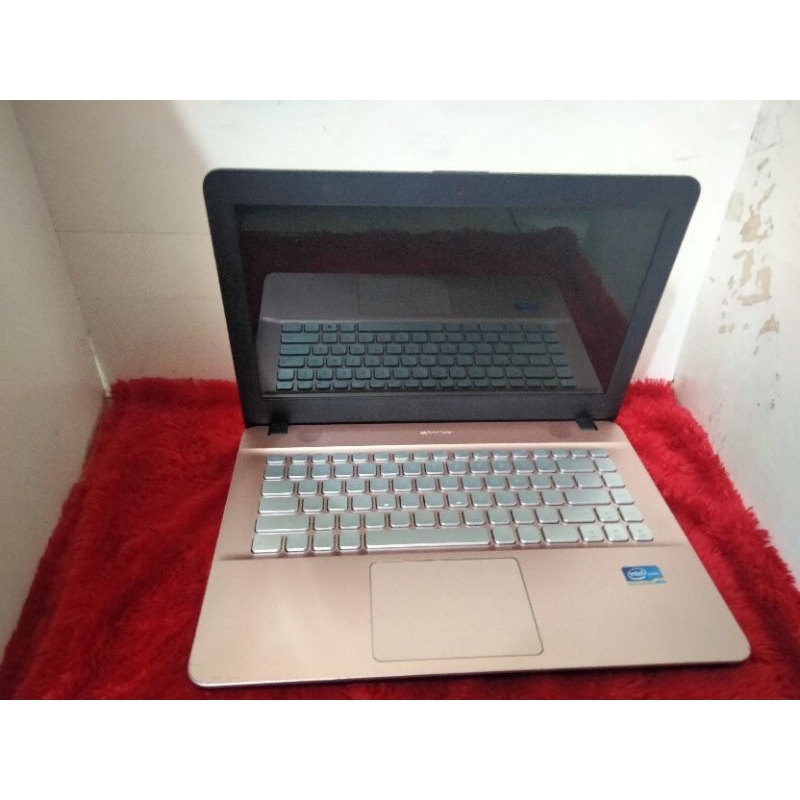 Asus vivobook X441M/intel N4020/RAM 4 GB DDR4/ssd256gb/14inch siap pake