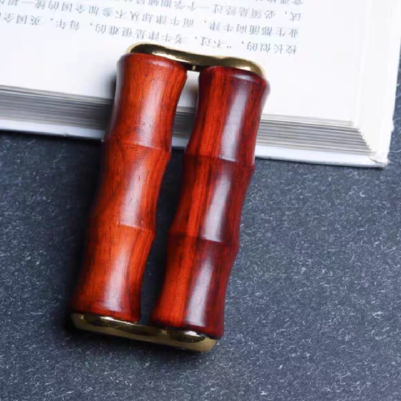 Pijat Kayu Cendana Refleksi Terapi Tangan Badan