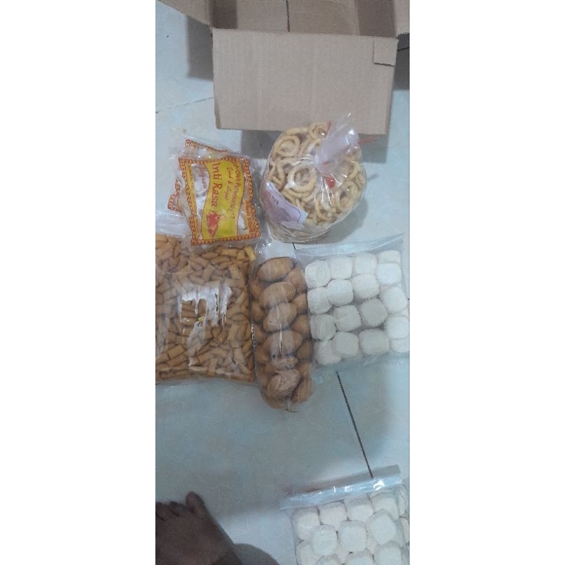 

snack kue bu siti